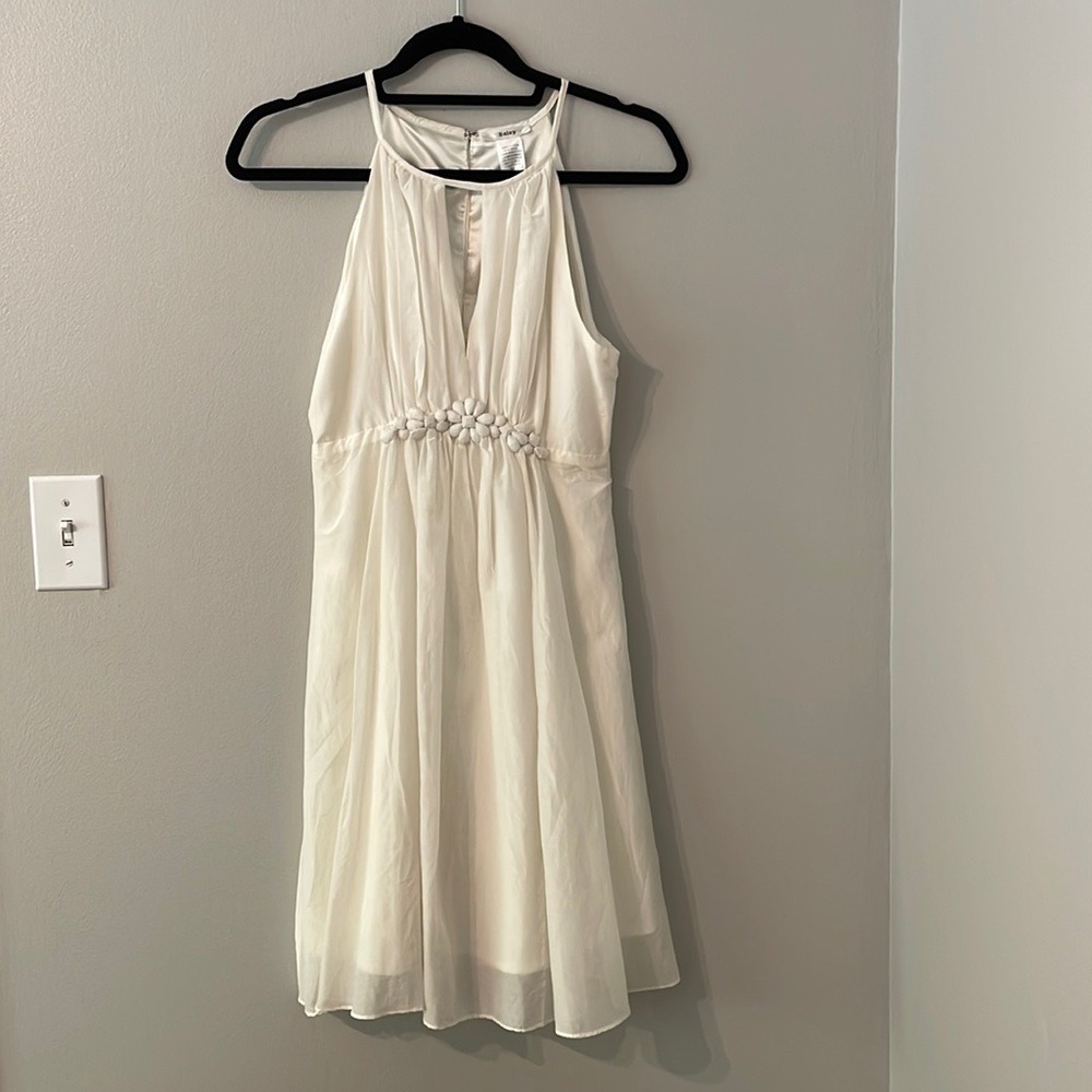 Beautiful off white cotton/silk dress. Size medium but small medium. New. $100